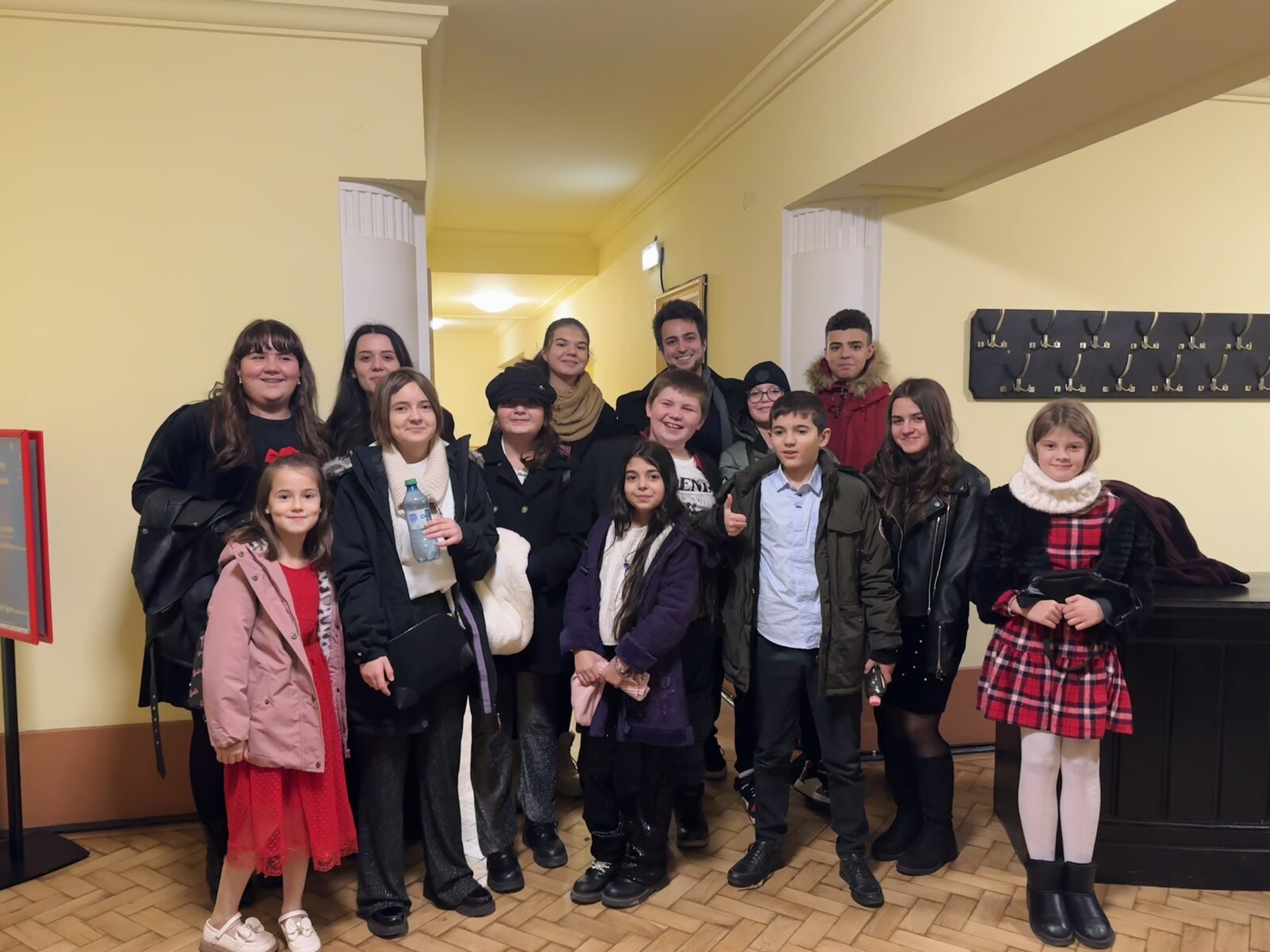 Moment de la o activitate extrașcolară a academiei 5